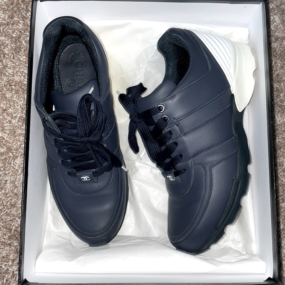 I’m selling my lightly used CHANEL SNEAKERS!! Theses are limited addition!